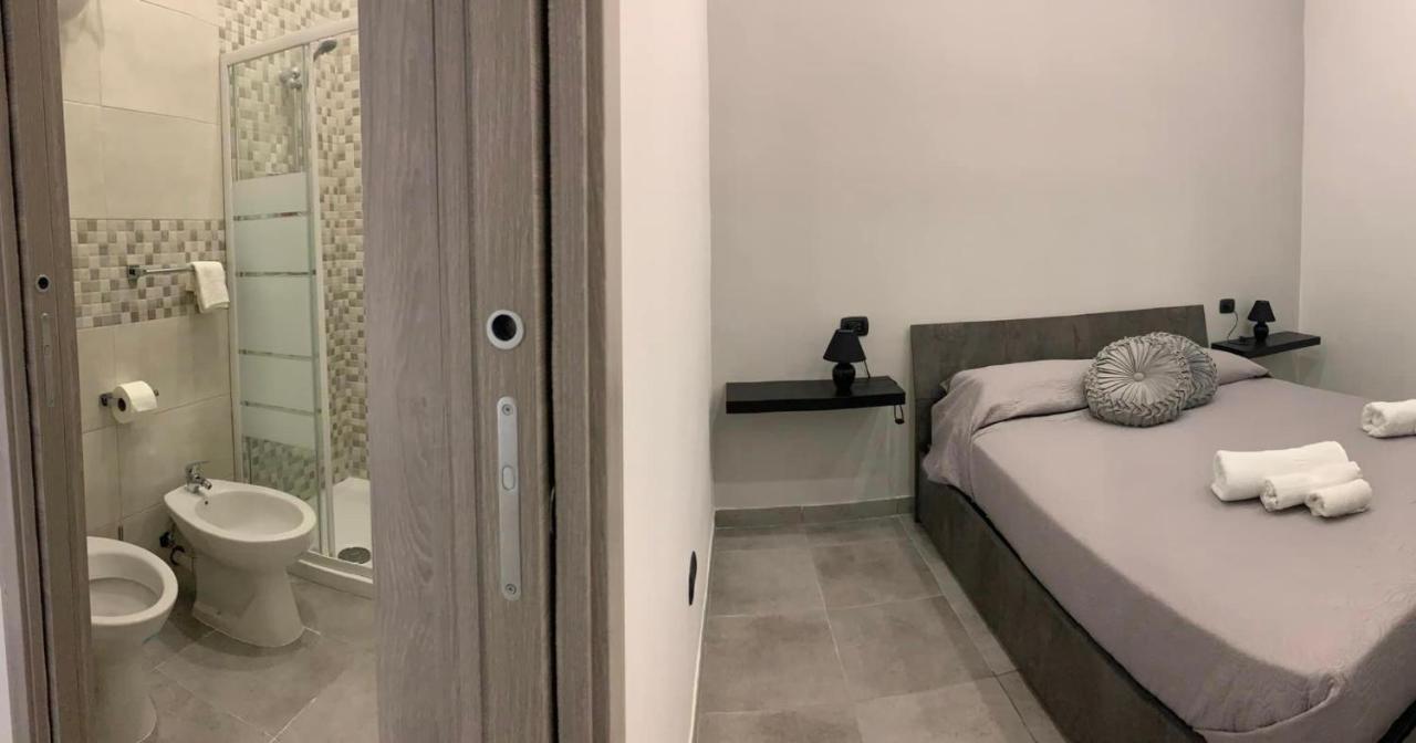 Miris Apartment Fast Comfortable Naples Airport Capodichino 25 Minutes Walk Self Check-In Exterior photo