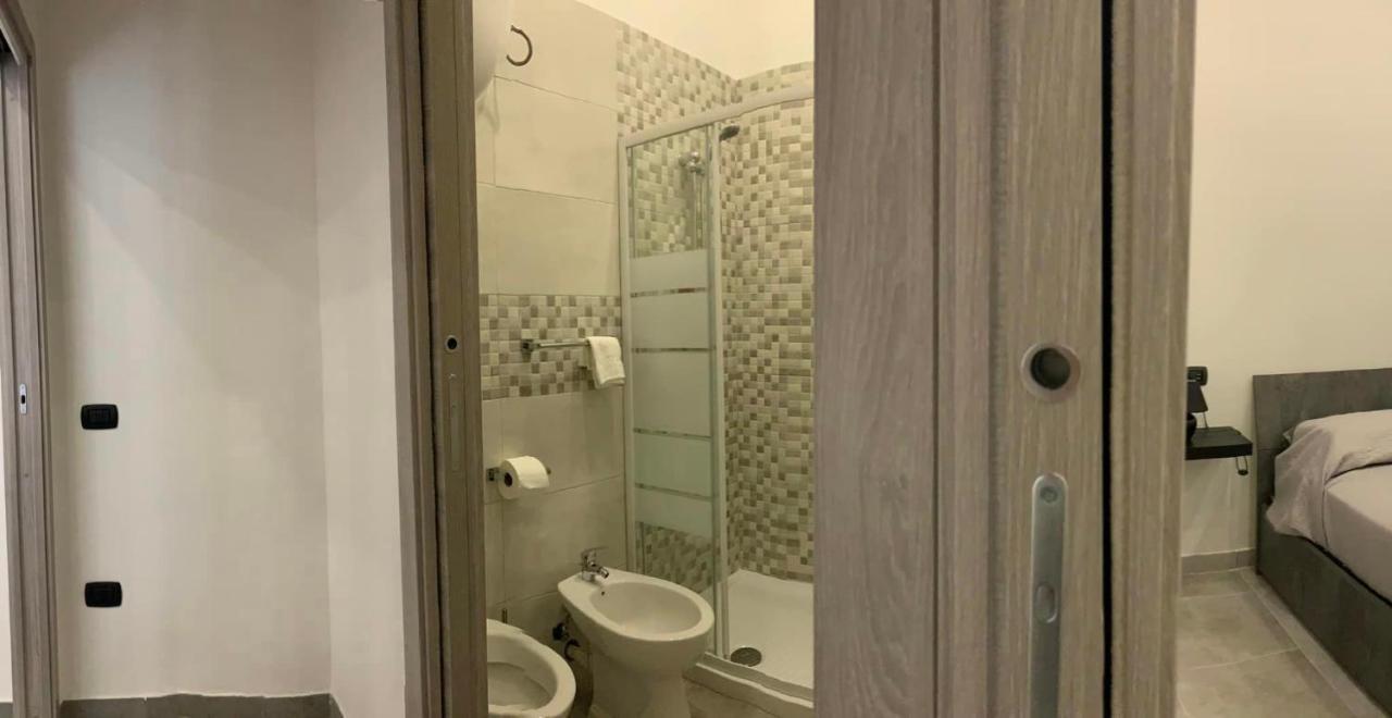 Miris Apartment Fast Comfortable Naples Airport Capodichino 25 Minutes Walk Self Check-In Exterior photo