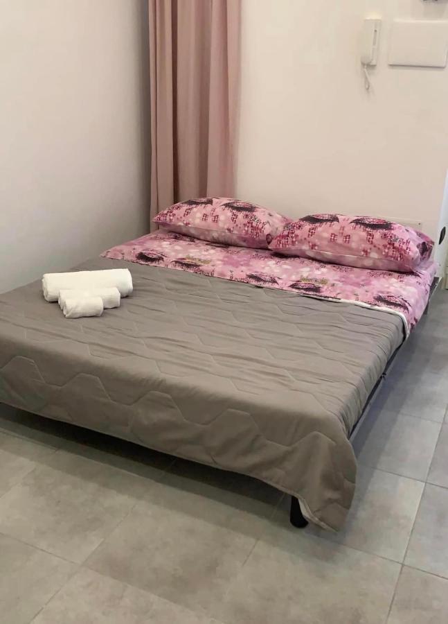 Miris Apartment Fast Comfortable Naples Airport Capodichino 25 Minutes Walk Self Check-In Exterior photo