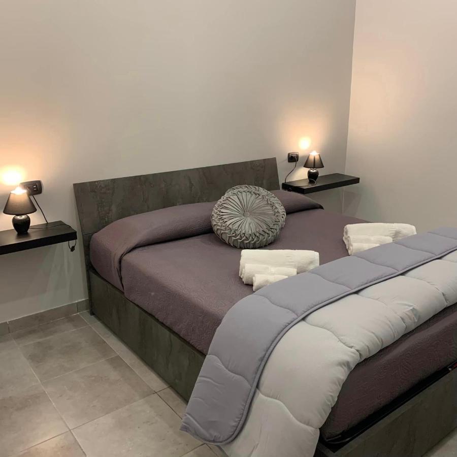 Miris Apartment Fast Comfortable Naples Airport Capodichino 25 Minutes Walk Self Check-In Exterior photo